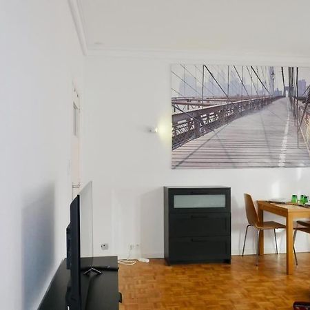 Ixelles: Superbe Appartement, Idealement Situe Bruxelles Eksteriør billede