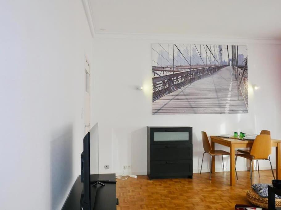 Ixelles: Superbe Appartement, Idealement Situe Bruxelles Eksteriør billede